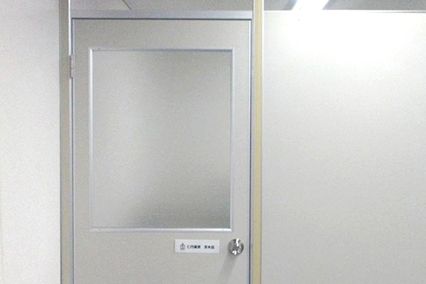 店舗入り口写真